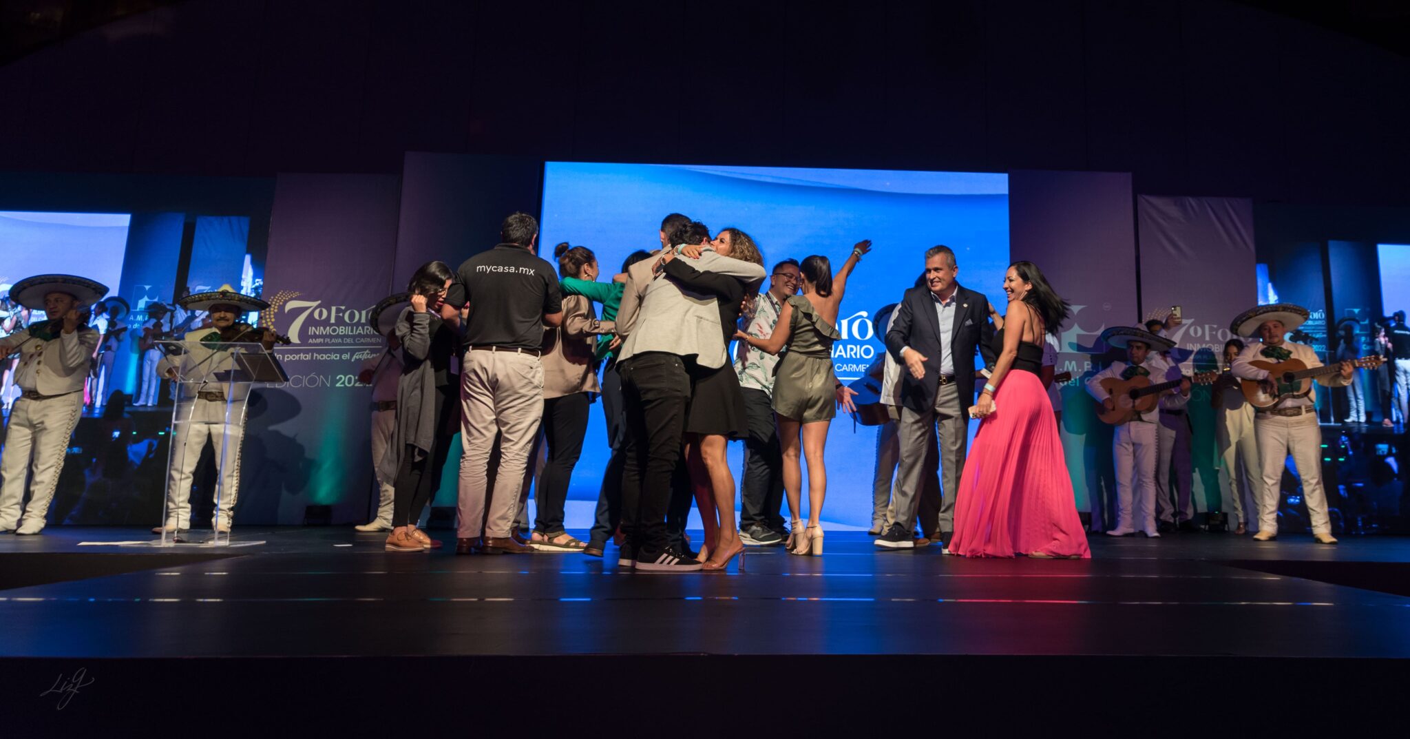 enrique-dominguez-ampi-sadhu-clausura-foro-ampi-riviera-maya-753620