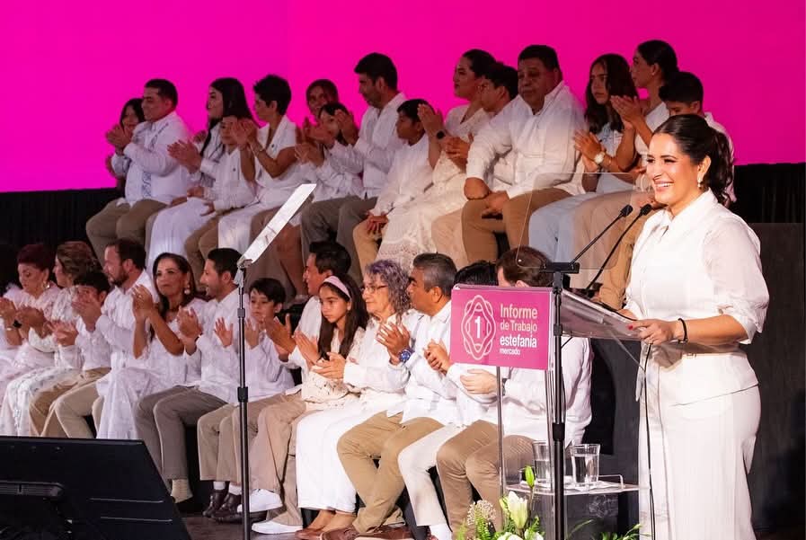 Estefania Mercado Playa del Carmen